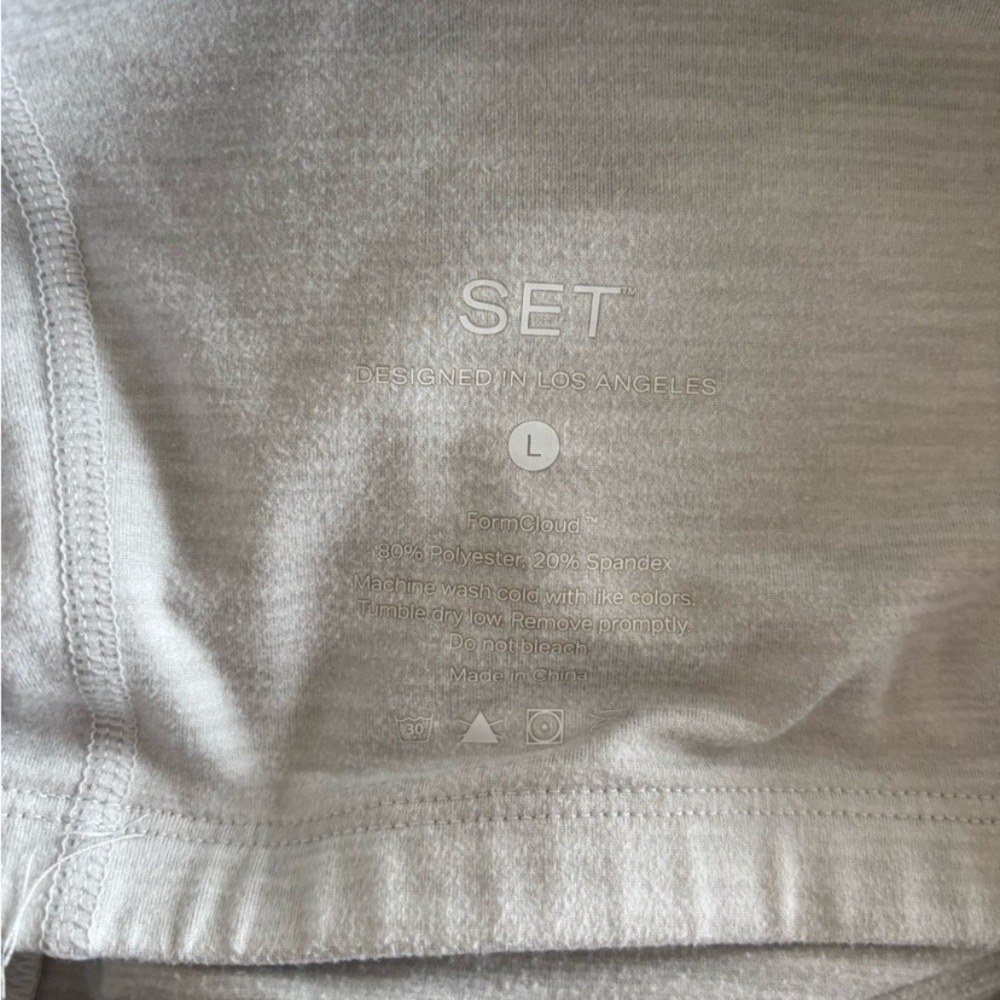 SET active Racerback Tank Top - Picture 3 of 3